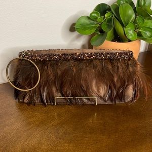 🪶 Le Regate Satin Feathered Brown Clutch: Chic Statement Piece! 🪶
